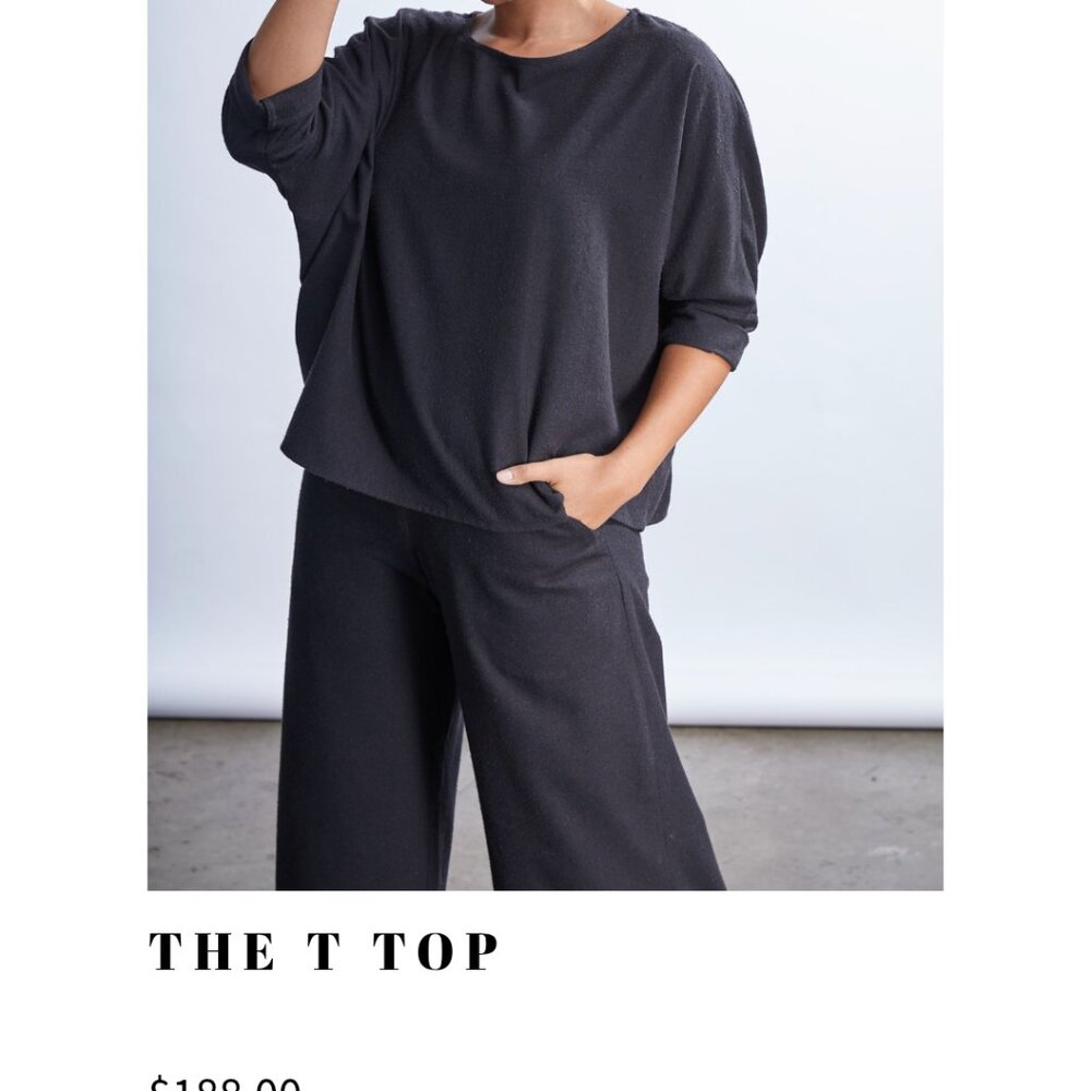 Jamie + The Jones T Tops - bundled! - Picture 4 of 7